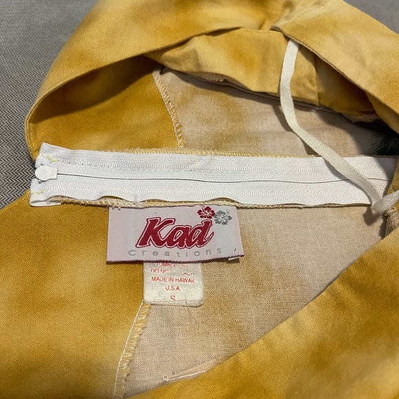 Vintage Hawaiian dress. - Picture 3 of 4